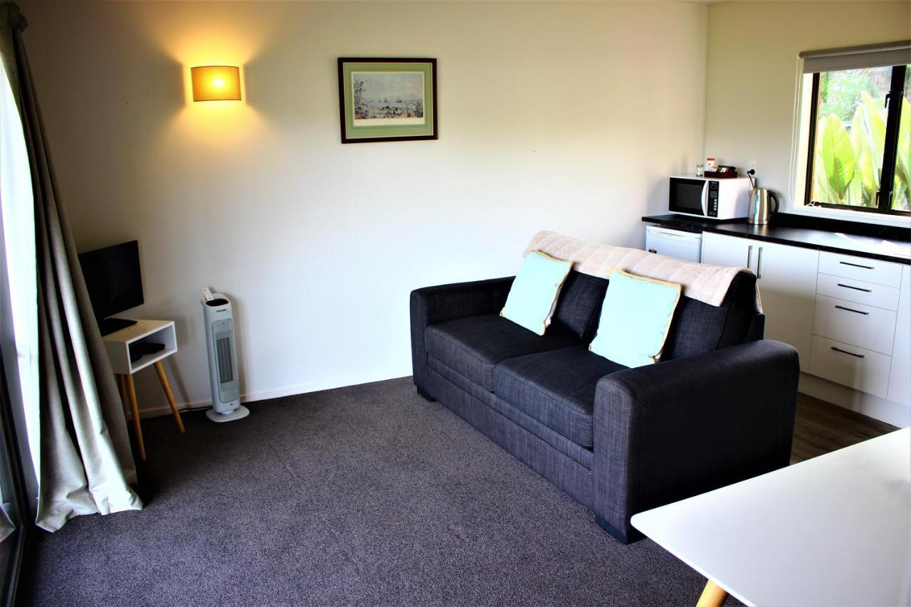 Duvauchelle Seaside Motel מראה חיצוני תמונה