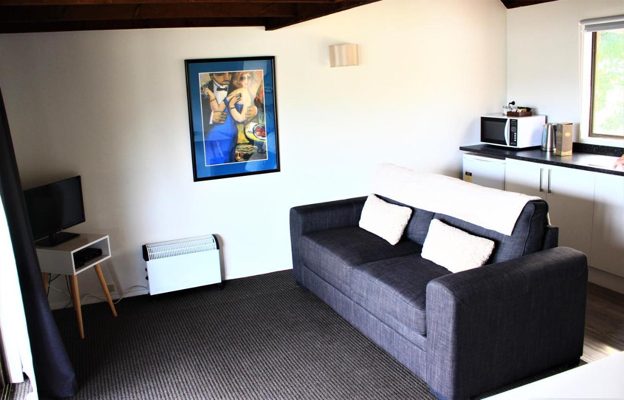 Duvauchelle Seaside Motel מראה חיצוני תמונה